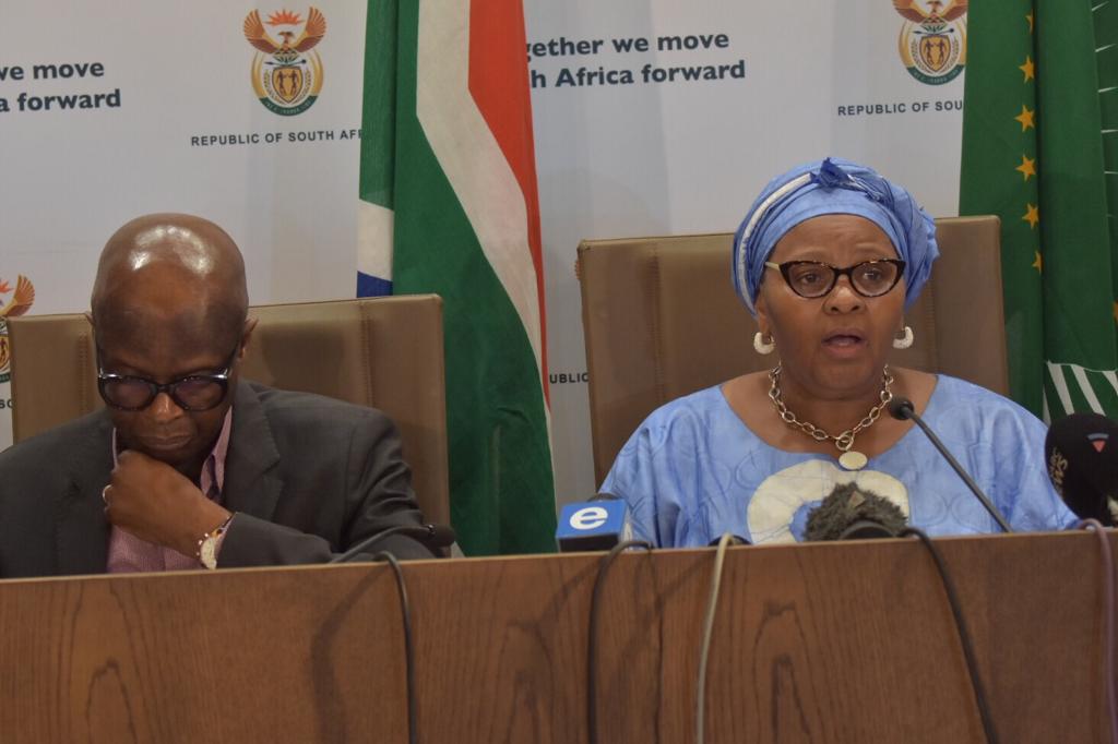 SANDF_ZA's tweet photo. Minister of Defence and Military Veterans opening remarks on the introduction of the Ministerial Task Team on Sexual Exploitation and Abuse within the SA National Defence Force to the Military Command Council.

Information and Photographs by Corporal Jonathan Mogano

#MODMV_19 https://t.co/RzHoTPjPvS