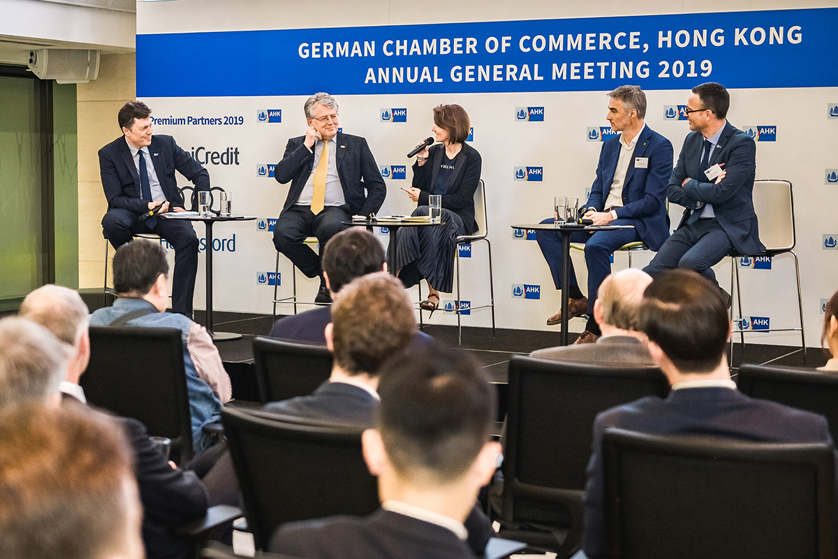 GICGCCHongKong's tweet photo. Impressions from last week’s #GCCHK AGM Panel Discussion on the #businessconfidence of companies in #HongKong &amp; #GreaterChina going into 2020. Many thanks to our panellists, to venue sponsor Deloitte &amp; to everyone who joined the event! Full gallery here: https://t.co/09WlflU4OI https://t.co/qMlcetkD8K
