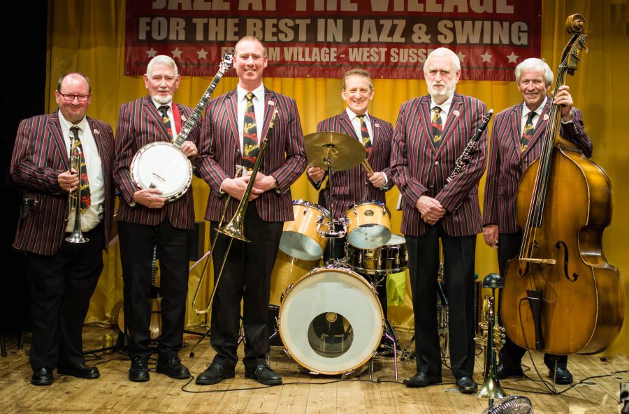Tonight <a href="/southendjazz/">SouthendJazz</a> - A Salute To Trad Jazz with The Pedigree Jazz Band - A couple of months ago they played a sell-out gig at The Jazz Centre UK so don't miss them this time. £10 on the door - #Music starts at 8pm #Southend #Jazz pedigreejazzband.co.uk