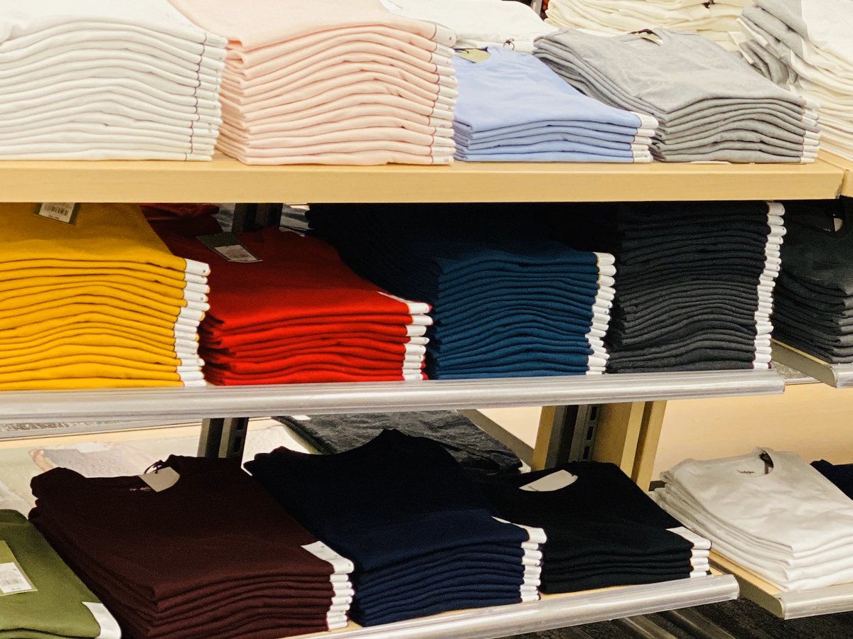 AmaebiOriT3382's tweet image. Getting those #Goodfellow tees and Henley  folds back crisp 🥓and sizzling 🔥🔥🔥after the busy Black Friday weekend. #t2840 #theValley #crispfolds #targetstyle #folds #standards @HerbertMarkows1 @StefaneeM