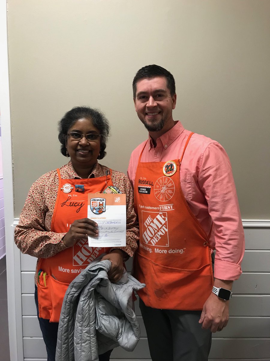 Had to give Lucy some special recognition this morning! She drove an incredible 52 credit apps last week!!🤑⁦<a href="/KMTovey/">Keith Tovey</a>⁩ ⁦<a href="/jhiltonthd/">Janet Hilton</a>⁩ ⁦@ChrisBergHD⁩ ⁦<a href="/BobScarboro/">Bob Scarboro</a>⁩ ⁦<a href="/AlexTMccallum/">Alex T. McCallum</a>⁩