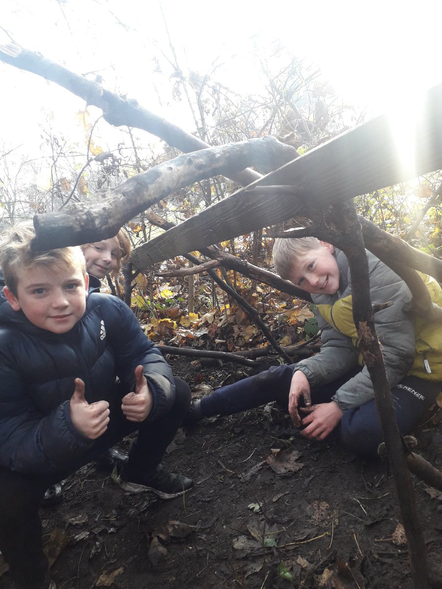 CoachVic11's tweet photo. Forest School this morning with @Broadoak_Year6 🌲 building animal houses, showing there creative side 👌 well done everyone 😁 #forestschool #MondayMorning https://t.co/c7vfHCjxBN