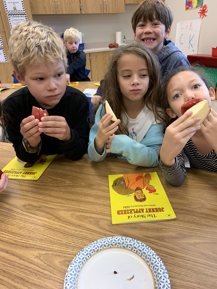 Sarah Fallon tweet media