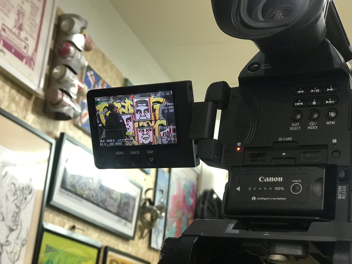 nikharakorpal's tweet photo. First day of filming for our Graffvt documentary 🎥. Was lovely to meet you Juice, thanks so much for having us 🙌🏼 @AleemSaRaSun @we_do_graffiti @PL_Presents @priiyankarajput @bcumedia #domediadifferently https://t.co/BgNcDAYham