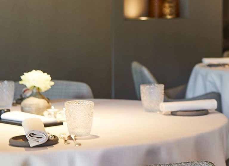 Sinds november 2019 zijn we ook de woensdagavonden geopend voor het diner. Om deze nieuwe openingsavond te introduceren hebben we een speciale woensdagavondactie. 5 gangen all-in voor €100,- p.p. 

restaurantatelier.nl/nl/specials/ni…