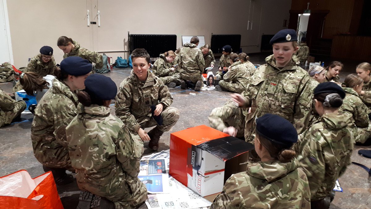 twggsccf's tweet photo. Making Christmas themed food boxes for a local charity. #standardsandvalues https://t.co/QvIK8ZBsMX