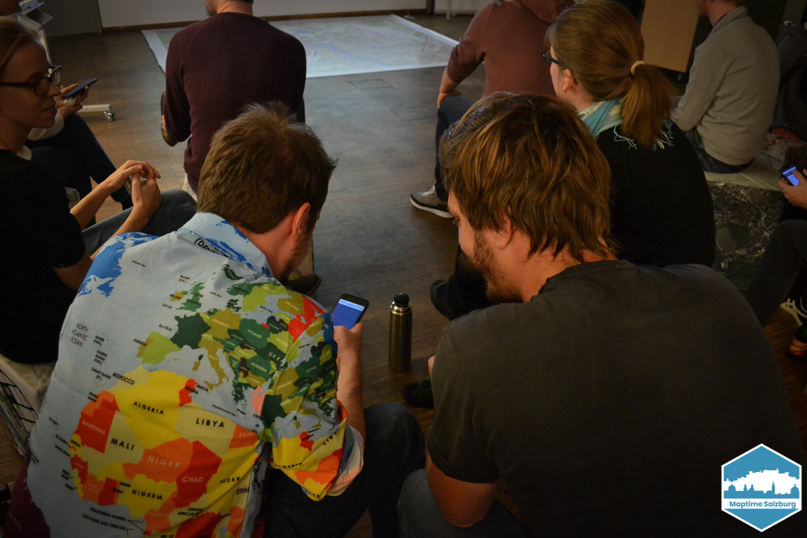 filling out the quiz with a smartphone