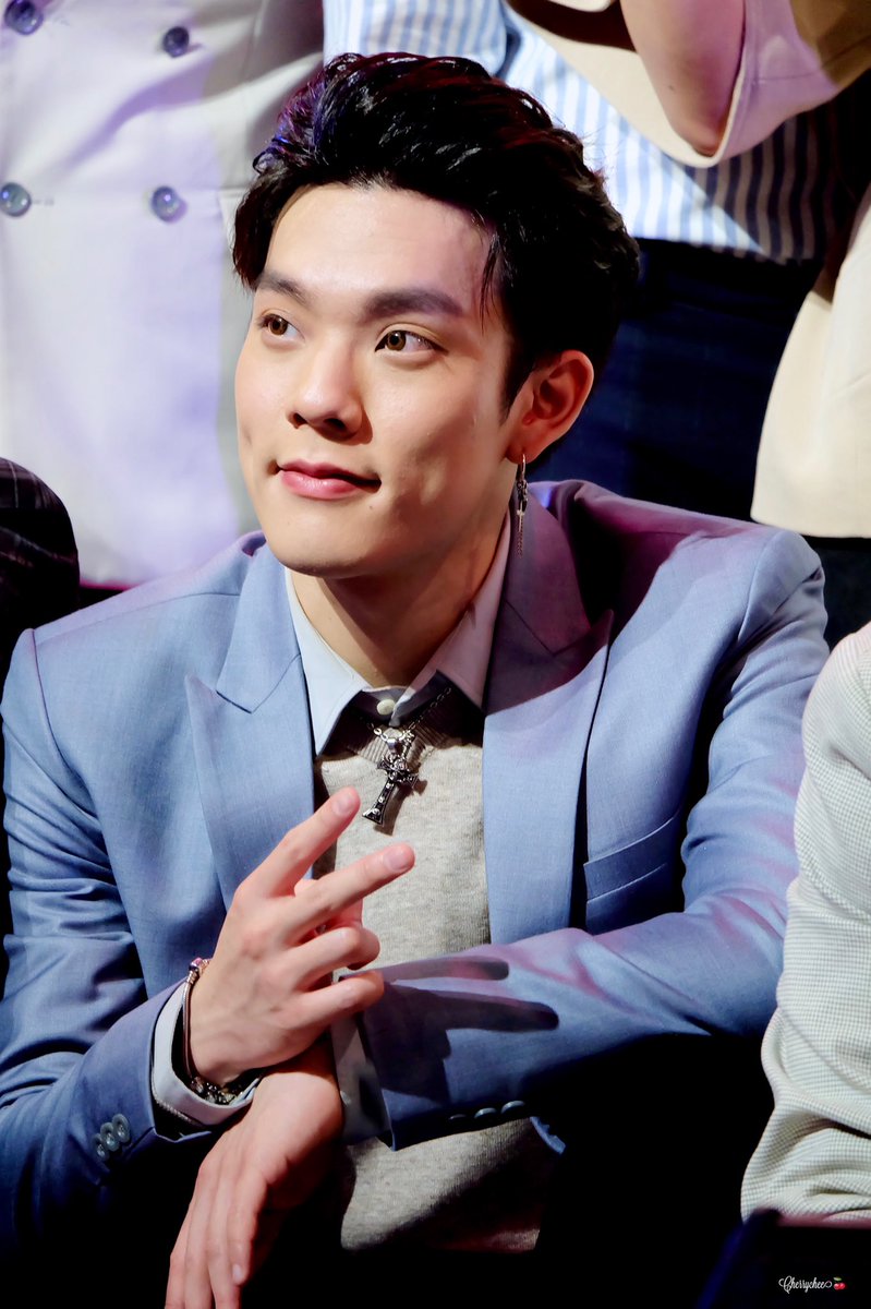 cherrychee's tweet image. หล่อหรือน่ารักดีน้าาา ~~ 💙😆 

#พี่เตอร์สินกำ #คาโมมายล์ของฉัน @CTR2DAB 
#Superboyprojectfinalweek