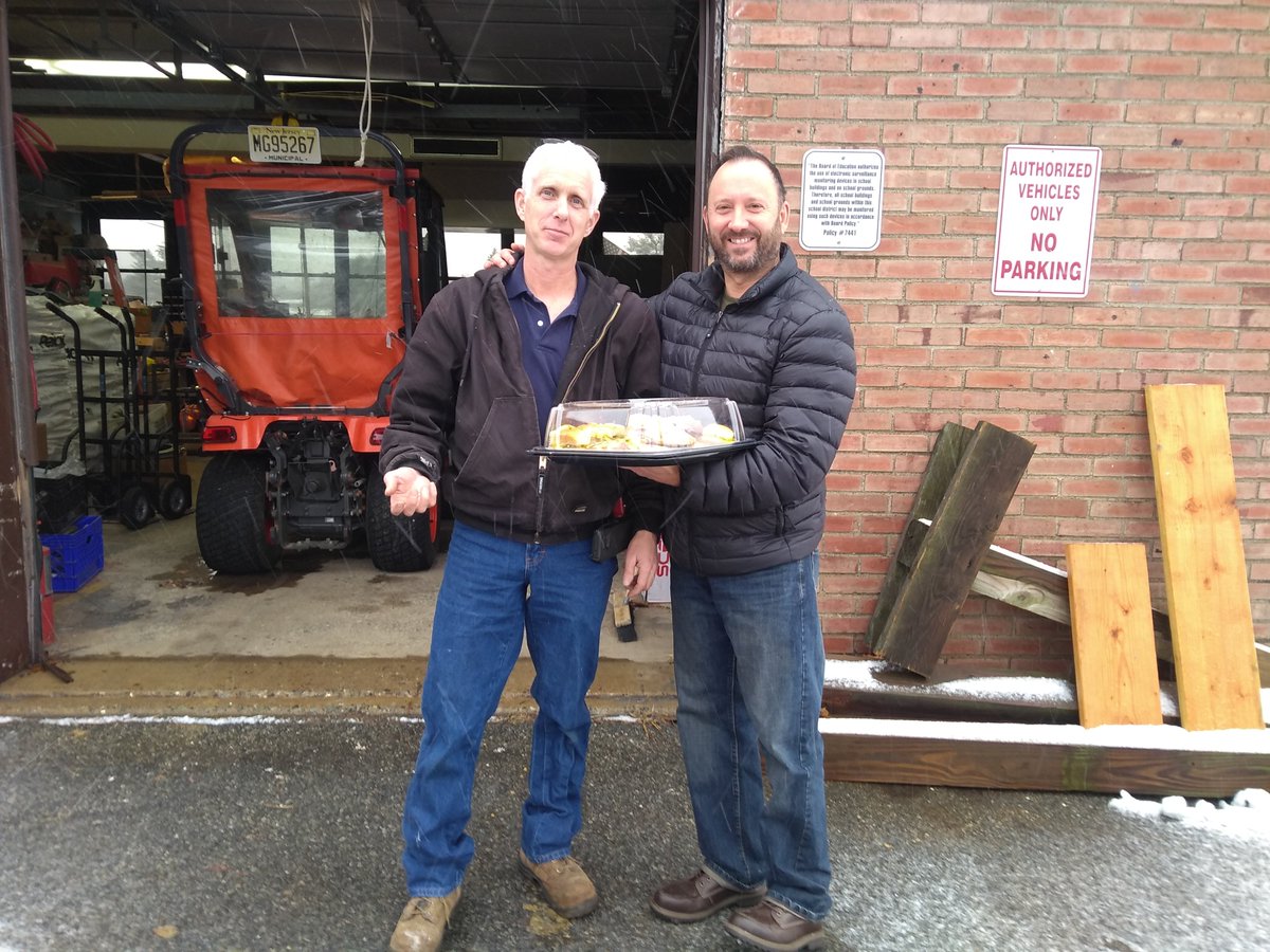 <a href="/IT_DSpezio/">IT Darren</a> bringing lunch to our hard working colleagues on this snow day! <a href="/PVPantherPride/">Pequannock Valley School</a> <a href="/panthertownNJ/">Pequannock Schools</a> #pvpantherpride #peqpantherpride