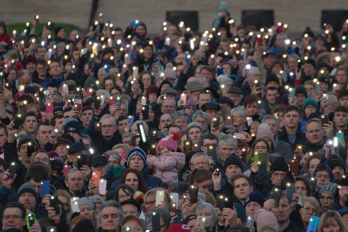 NIvoiceless's tweet photo. People of all ages and from all backgrounds stood together on Sat to shine a light for life. Remember to take action: https://t.co/K0Wq9VuNBs. We must STAND, SPEAK and SERVE for a life-affirming society in NI. #TheyCannotSpeak #EveryLifeValued #NoDeathChosen #StandSpeakServe https://t.co/8ru3YMMzDP