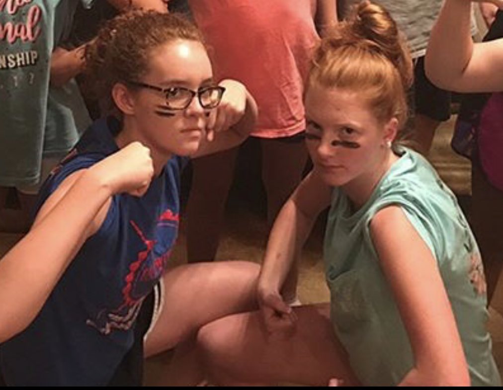 EmilyGVance32's tweet photo. No one can replace Callie. With her birthday being today, it brings back some sweet memories we’ve had. Miss her more than words can explain. I feel so much pain from her loss, but am so so thankful knowing Cal is celebrating her eternal life today and everyday. #22 💙 https://t.co/9SLn75QmFL