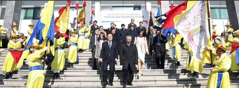 이게 대통령놀이가 지나쳐서 미쳤구나