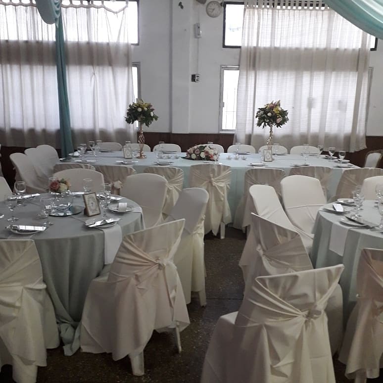 ClubColombes's tweet photo. HERMOSO SALON EN LA ZONA DEL PRADO A 4 CUADRAS DEL HOTEL DE PRADO POR DR.PENA RESERVA PARA 2020 https://t.co/lZsafCwVbz