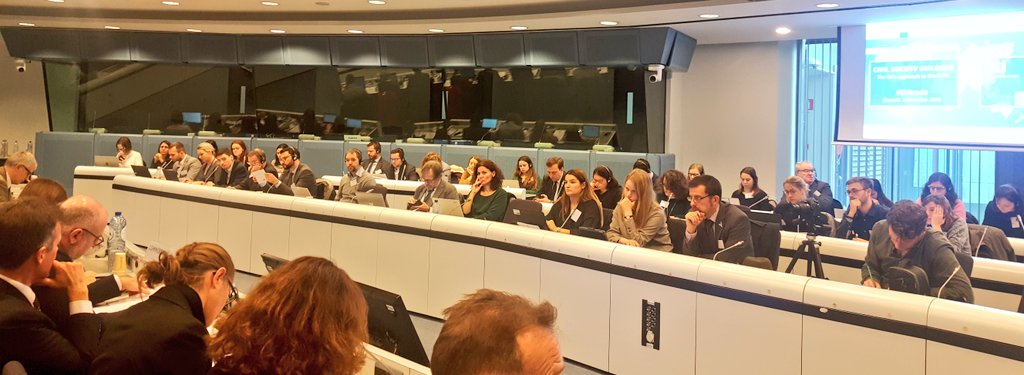 #EUTrade starts the week with a Civil Society Dialogue 👥 on the EU's 🇪🇺 approach to the #WTO.