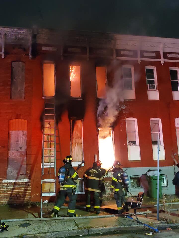 BCFDL734's tweet photo. Overnight fire in the 300blk of South Pulaski  Street. @IAFFNewsDesk https://t.co/JfgUqWv8sY