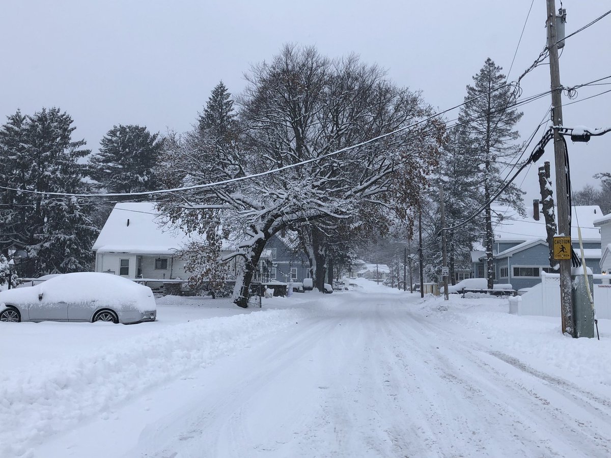 ksullivannews's tweet photo. Nine inches of snow here in Methuen after round one. Another snowfall is expected tonight. #Boston2 https://t.co/HTeVMQiMIK