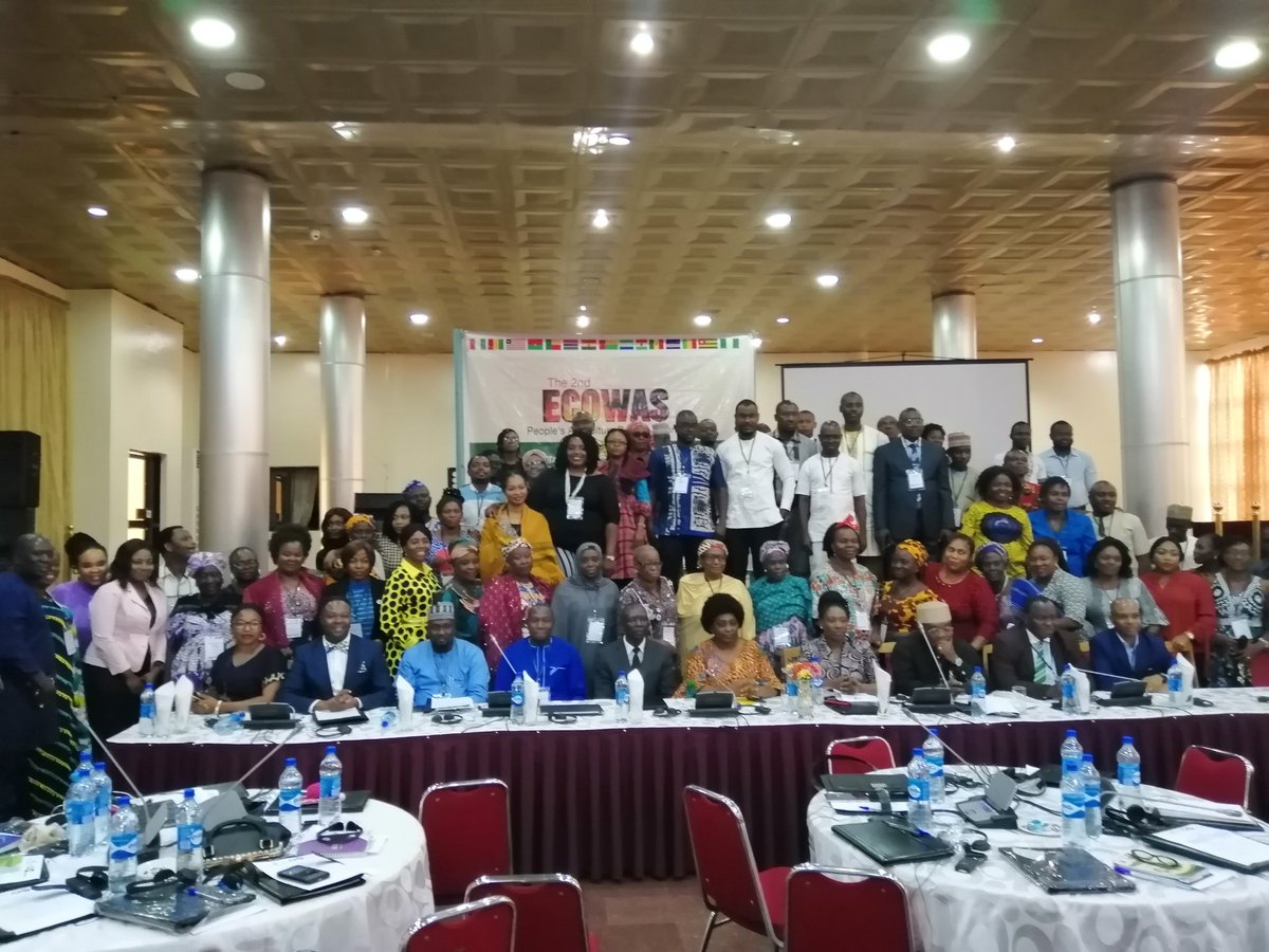 chamkoka's tweet photo. #ECOWASAgSummit
#FeedingNaija
@ActionAidNG
@OxfamPanAfrica
@oxfaminnigeria
@ActionAid
@agric_CNC
@ONENigeria
@TrustAfrica agricultural business in AfCFTA. Prof Jonathan Aremu, Int Economics, Covenant Varsity. Economic Integration and trade relations ECOWAS. https://t.co/Jty0ce9Pf7