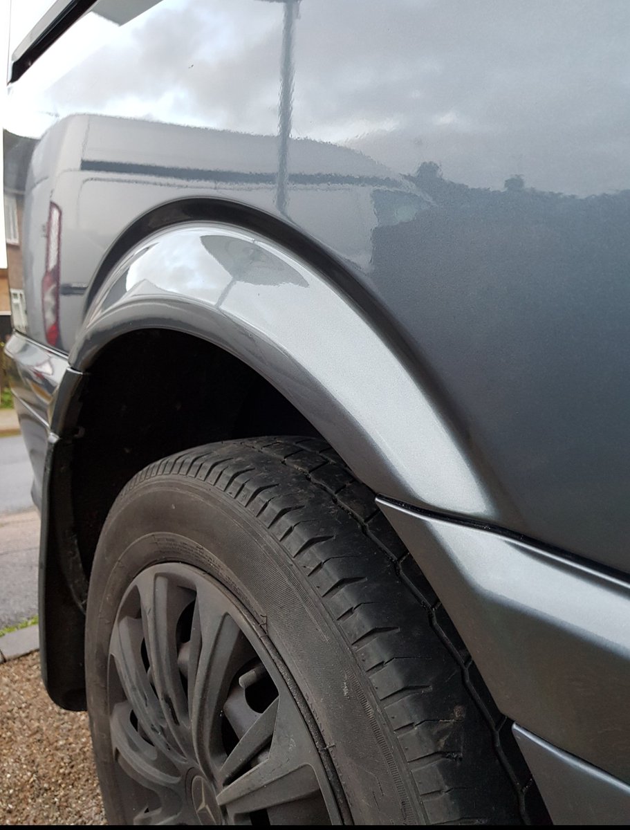 Dented Vito wheel arch with scuffs on trim either side. Fixed on the Cabbies drive ready for work that evening. 
facebook.com/westessexbumpe…
07713185482