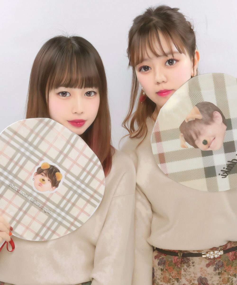 04_22_'s tweet photo. セトリ知らずに入る初日はやっぱり楽しい！去年も今年も初日入れた幸せ🌷

次は福岡で待ってますダイスキ https://t.co/tdppdZDzrf