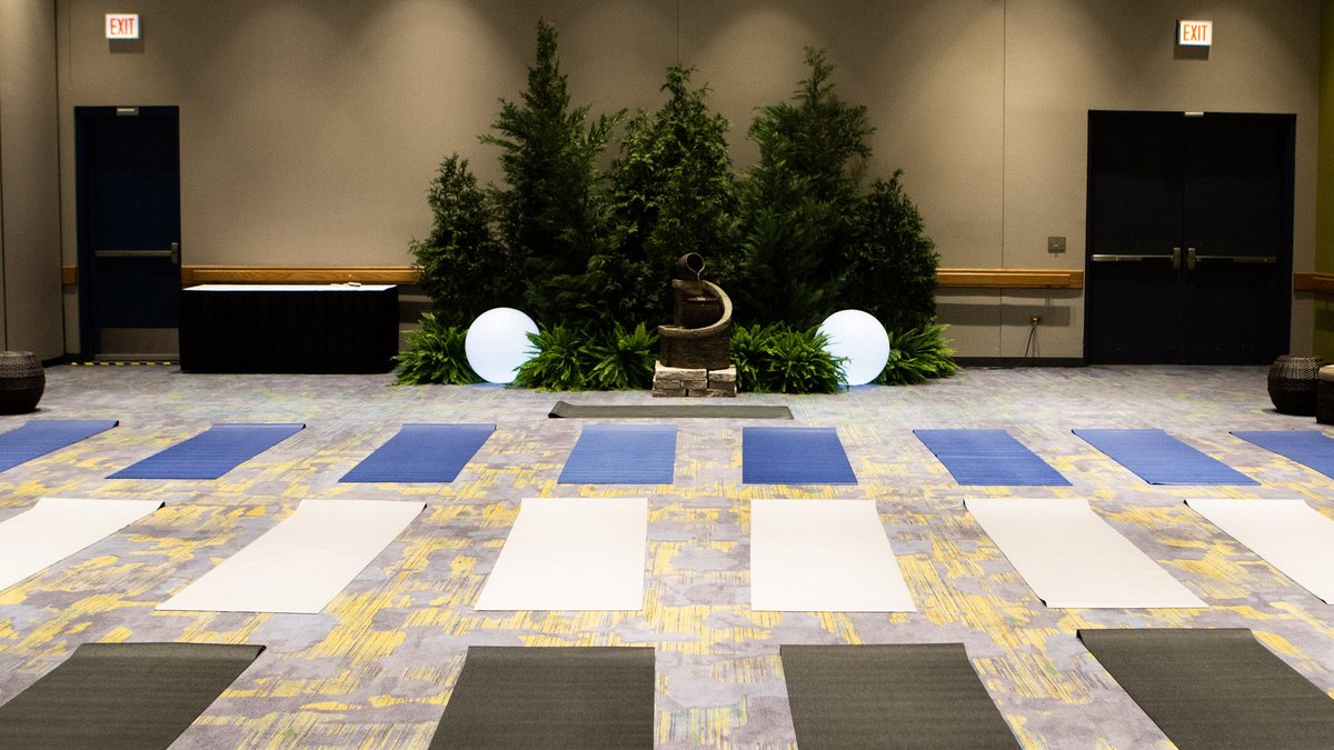The new Wellness Lounge includes yoga mats, aromatherapy, meditative music and refreshments. Yoga sessions will be held throughout the week: bit.ly/33orrJh #RSNA19