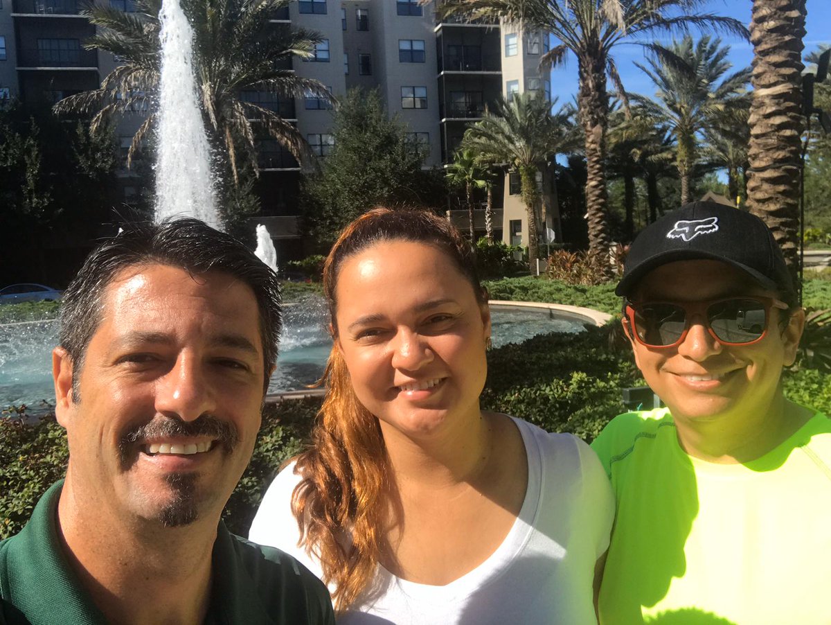 GroveResidences's tweet photo. Editor Liz Margarita from Revista Semana, a Colombian Newspaper, visited The Grove Resort recently and was given a tour around the property by our Sales Executive, Patrick. It was our pleasure hosting them, come back soon! #groveresidences #ownearnenjoy #internationalrealestate https://t.co/t07Xs6kiZG