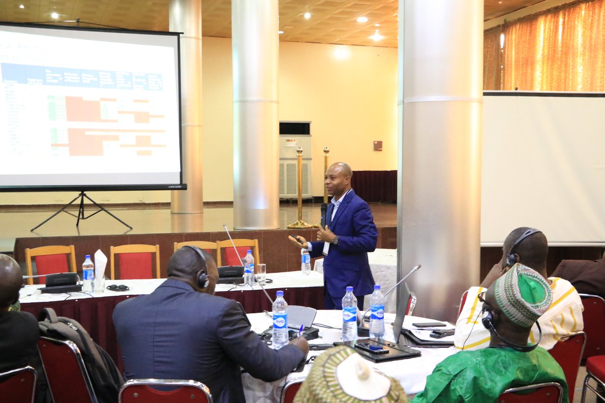 ActionAidNG's tweet photo. Speaking on the State of Public Agriculture in the ECOWAS Member States, Dr. Olawale Emmanuel, a Consultant from the University of Ibadan, Nigeria, said that everybody has to work together to solve the agricultural problem that eludes us.

#ECOWASAgSummit #FeedingNaija https://t.co/zxcsdyomfo