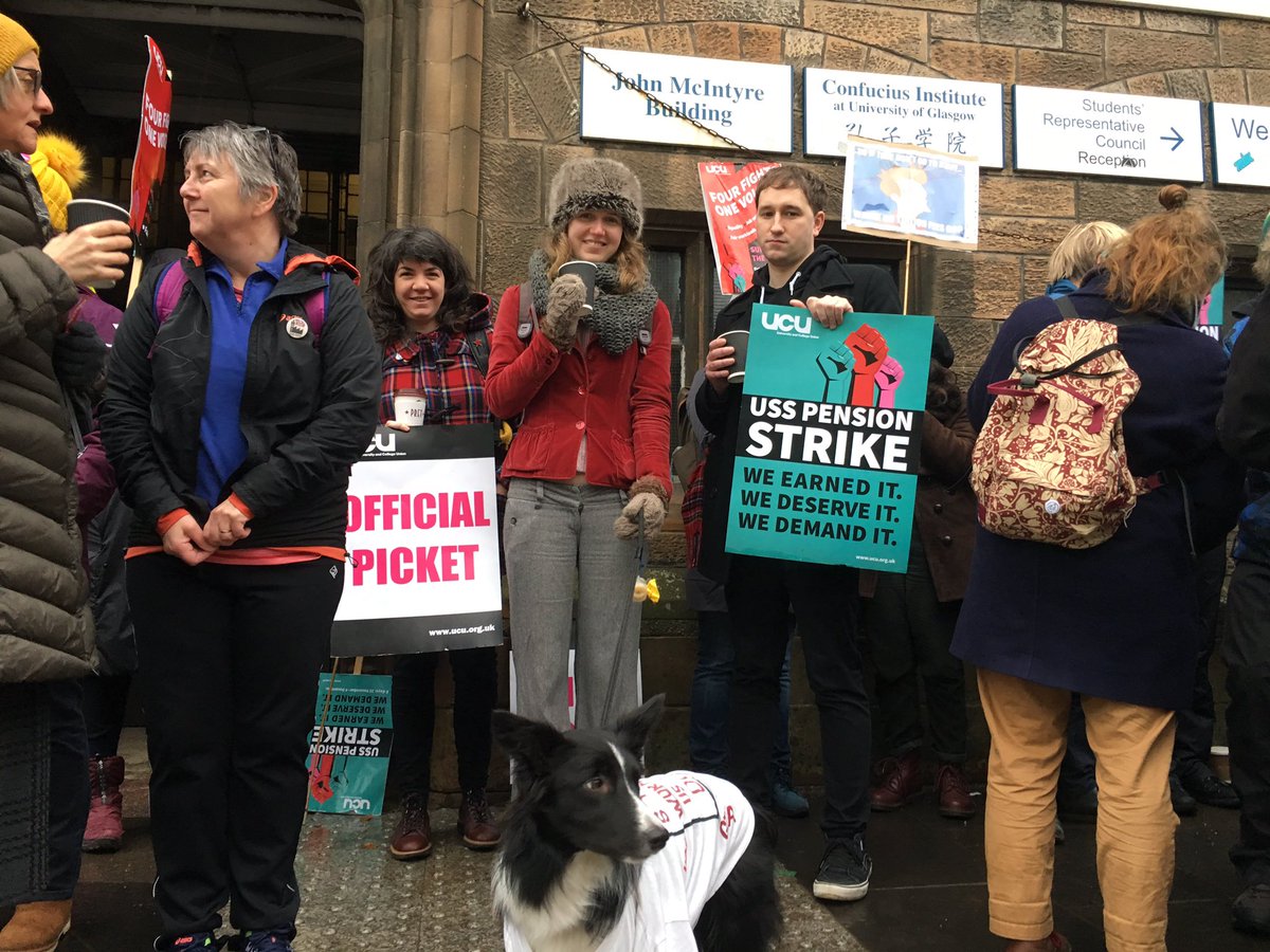 MathildeM24's tweet photo. Hot drinks, smiles and dog on the picket line @UCUGlasgow this morning!! #dogsonpicketlines #UCUstrike #UCUStrikesBack @DogsOnDemos https://t.co/MmEkkIEut4