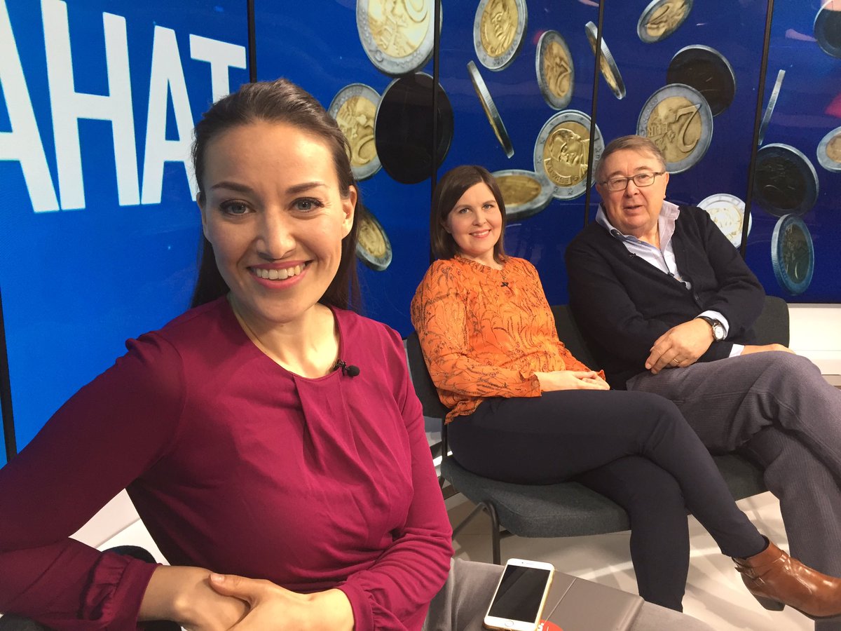 Miksi velkaa hävetään? Omat rahat käy tiistaina läpi, millaisia tuntemuksia velka meissä herättää. Jasminin vieraina Timo Airaksinen sekä Jennie Flink.

@Maikkari klo 9:10 alkaen. #omatrahat #velka #rahat #talous