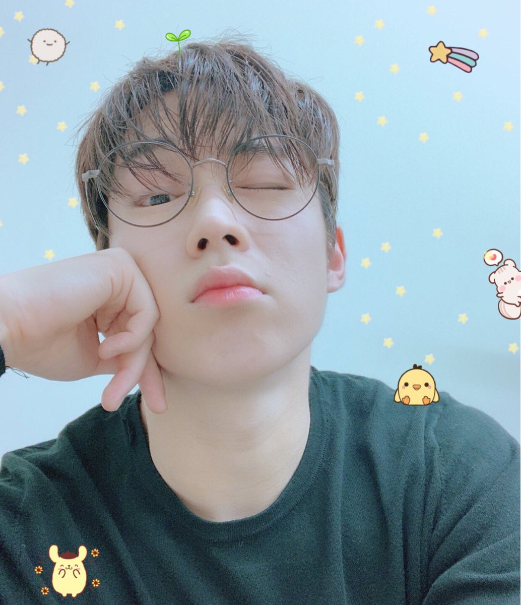 sf9_soft's tweet photo. ✨✨✨✨🐥✨✨✨✨

#DAWON #SF9 #다원 @SF9official https://t.co/n4AKl3aAQ7