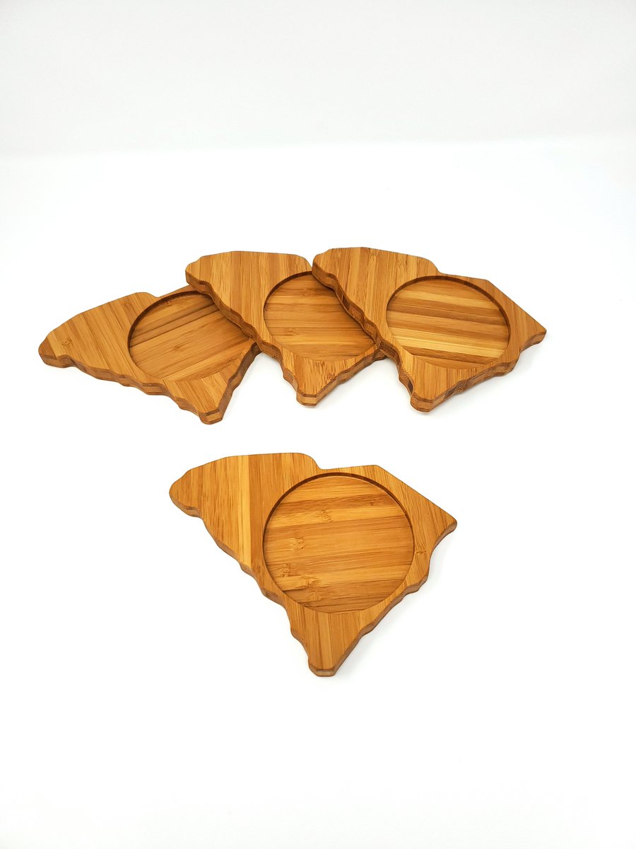 MittenMadeWood's tweet photo. CREATE YOUR OWN SET! https://t.co/lEVgaKxUOt #shopsmallbusiness #cybermonday2019 #CyberMondayDeals #CyberMondayAmazon #smallbusiness #xmas #CountdowntoChristmas https://t.co/WKnlozohdb