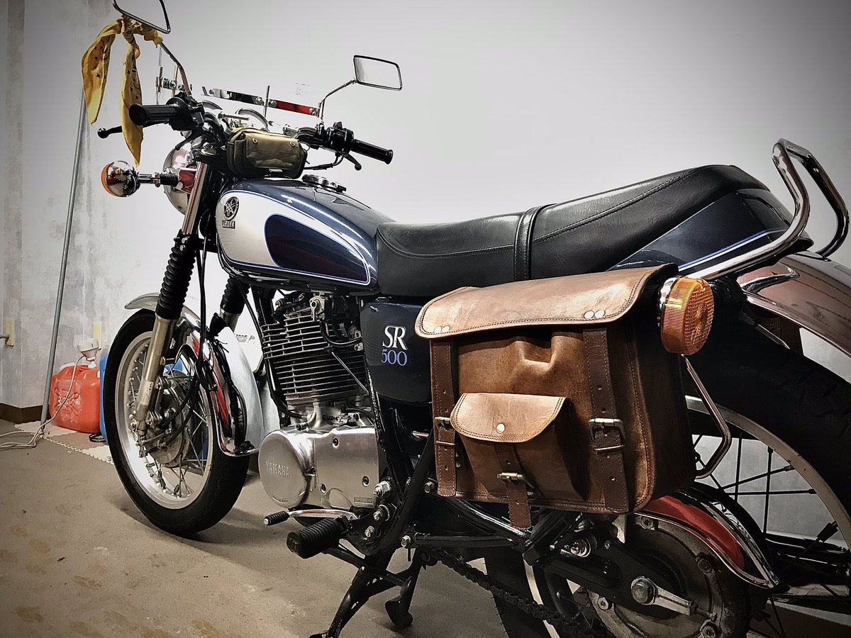シャイン キッド 大きくはないけどsrだとバランス的にはいい感じかな Sr500 Sr400 インドヤギパニア サイドバッグ T Co whvnxaay Twitter