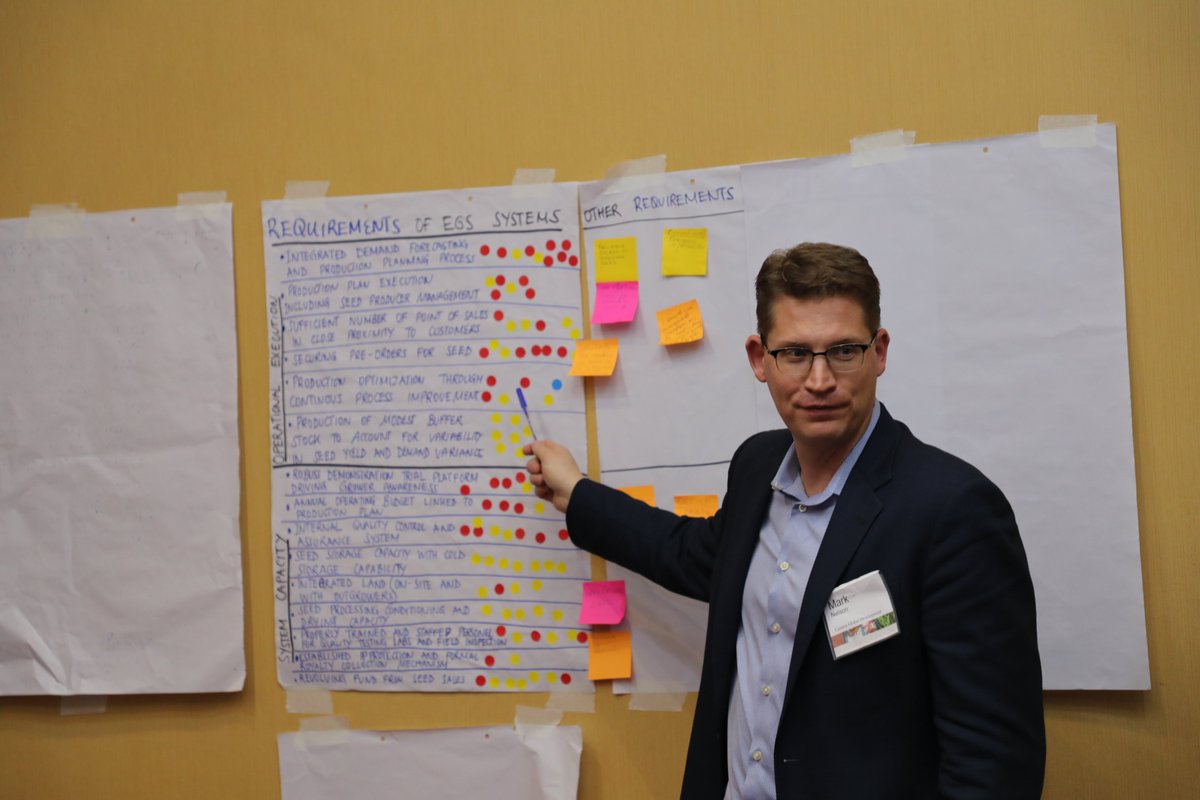 AvisaProject's tweet photo. Discussions and selection by the participants of the most important points (in red) to nice to have (in yellow) to the modernization and keeping on good health #seedsystem market during #AvisaProject #Annualmeeting2019 in #Kampala. https://t.co/m4dm7s5afx