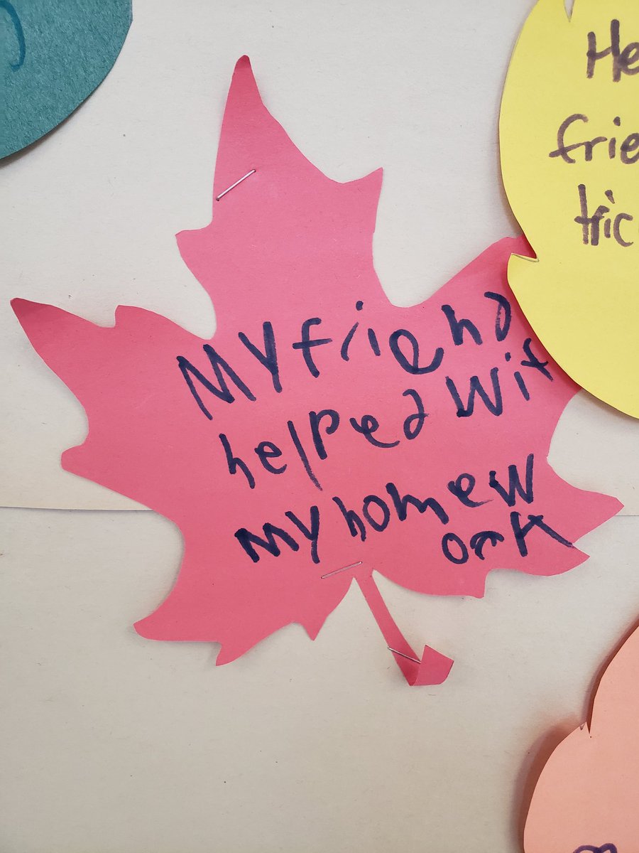MsGreer4's tweet photo. November wrapped up the month of #kindness and our #kindnesstree. We are blown away by all the amazing #actsofkindness seen around @CundlesHeights by all staff and students. Keep being awesome Cougars!!

#choosekind #MentalHealthMatters

@SCDSB_Schools @SCDSB_Wellness https://t.co/qVCi20UxyZ