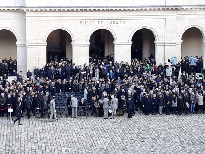 Voir l'image sur Twitter