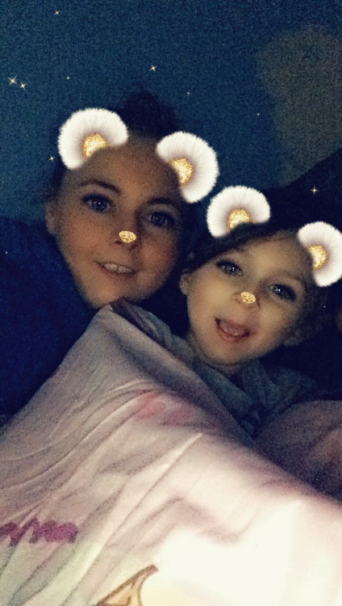 skullsandfairy's tweet image. #sicknessbug #cuddles #babies #mummysboy #mummysgirl #snuggles #bedrest #sleepy #mumstheword #mumlife #illbabies