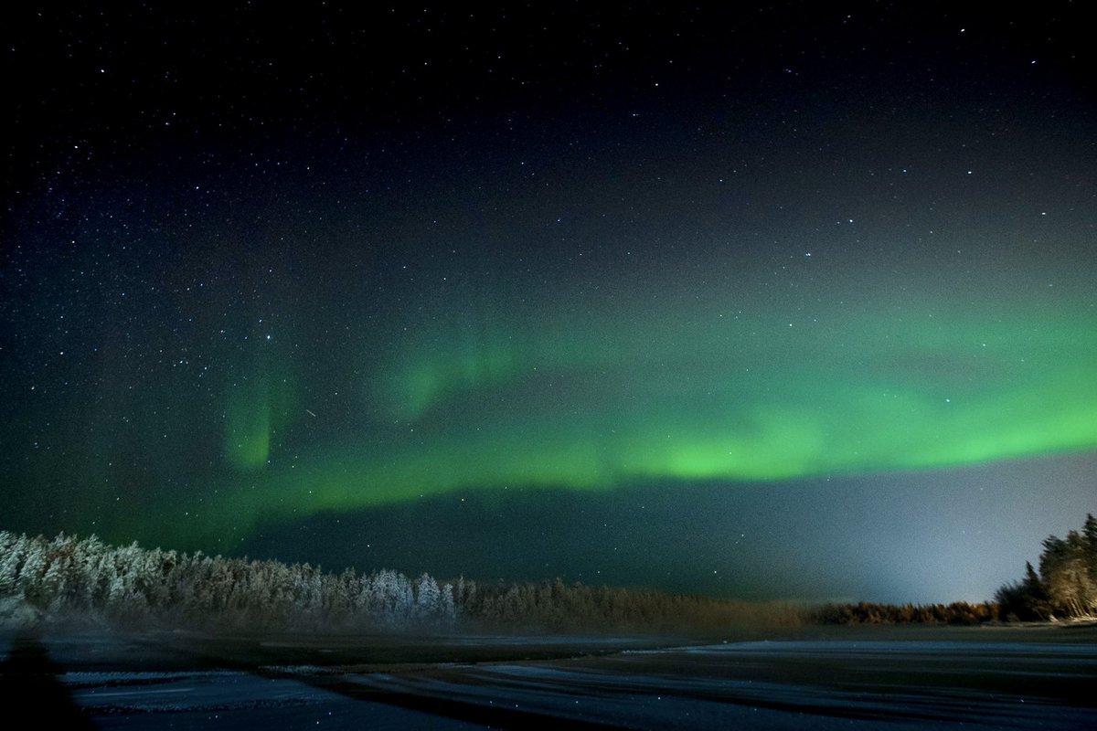 chrishughes_22's tweet image. Beauty of the Nothern Lights! G capturing some magic the other night 📸 @geraintwarring