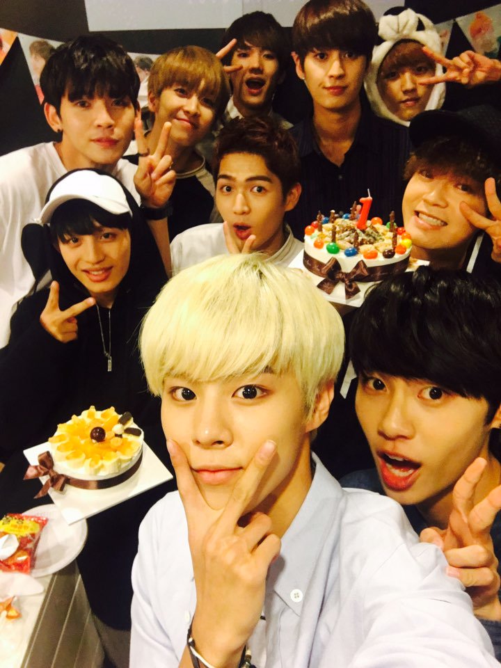 gominisoo's tweet photo. 업텐션 하얗게 불태웠어
업텐션 Your Gravity
업텐션 Look At Me
업텐션 겨울왕국2
업텐션 벌써12시
업텐션 나한테만 집중해
업텐션 OST
업텐션 탑골공원
업텐션 규밤
업텐션 허니텐
업텐션 율라이브
업텐션 라사몽
업텐션 컵홀더카페
업텐션 애교
업텐션 허니띵
#U10TION #업텐션 https://t.co/sDEunsREs1