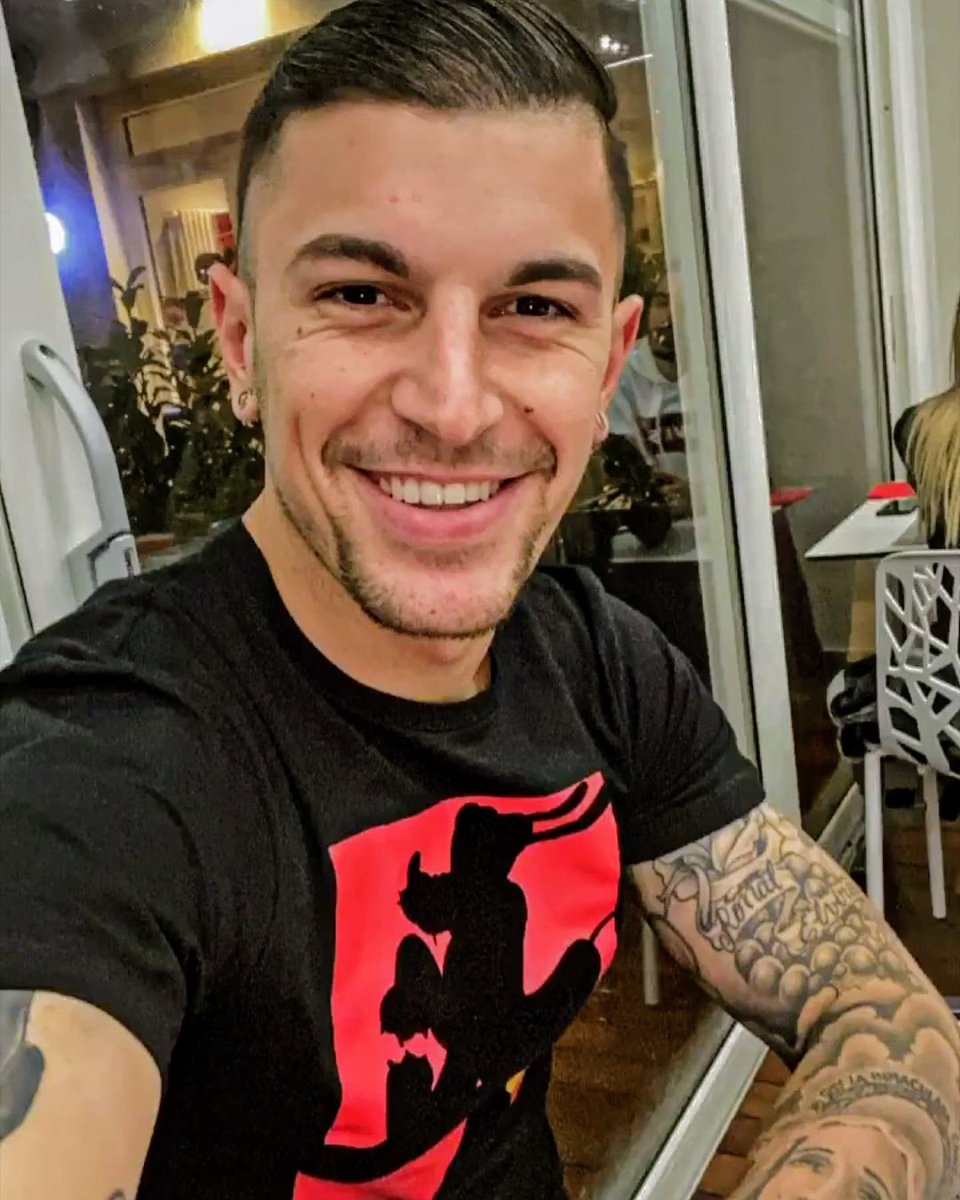 fbixs6's tweet photo. Los grandes objetivos se logran con pasión, paciencia y perseverancia...🤗♥️ @LuifaGal Buena semana!!! Te queremos!!! Siempre con vos!!! 🤗♥️😘😘 https://t.co/V7TzPvIjkE