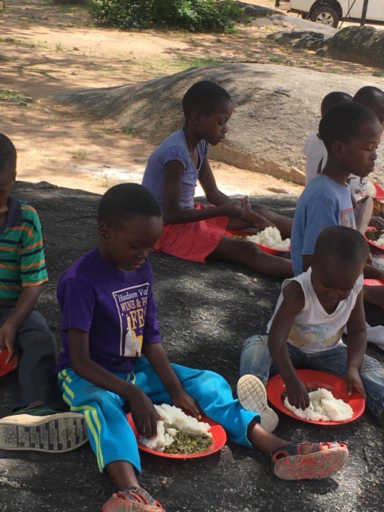 AdamMolai's tweet photo. AMF in Marondera today in dombotombo#feeding the community#uplifting communities https://t.co/YDFgPVaF4U