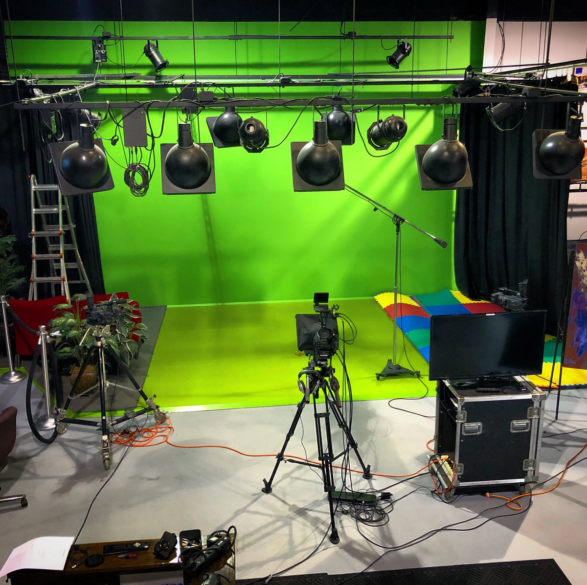 Lex_SRA's tweet image. #GreenScreen