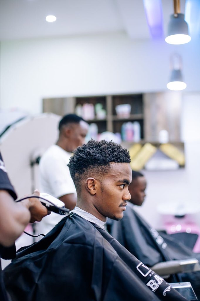 AmazingMeSpa1's tweet photo. Keep Calm, It’ll Grow Back 💈 https://t.co/PzJOAHZRfr