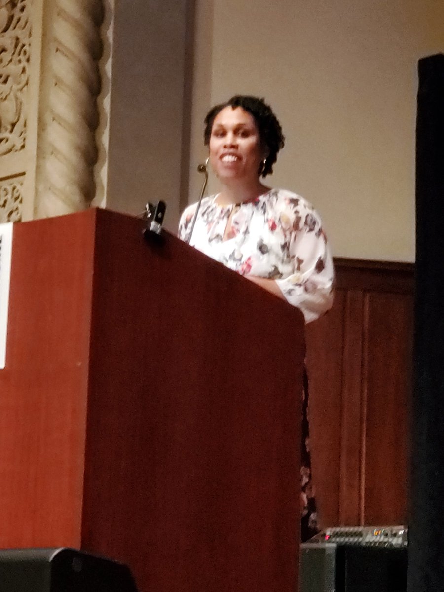 Dr Oni Blackstock always brings us #blackgirlmagic when discussing the theme Community for World AIDS Day 2019! @DrOniBee #endAIDSNY2020 #WAD2019 @irishouse