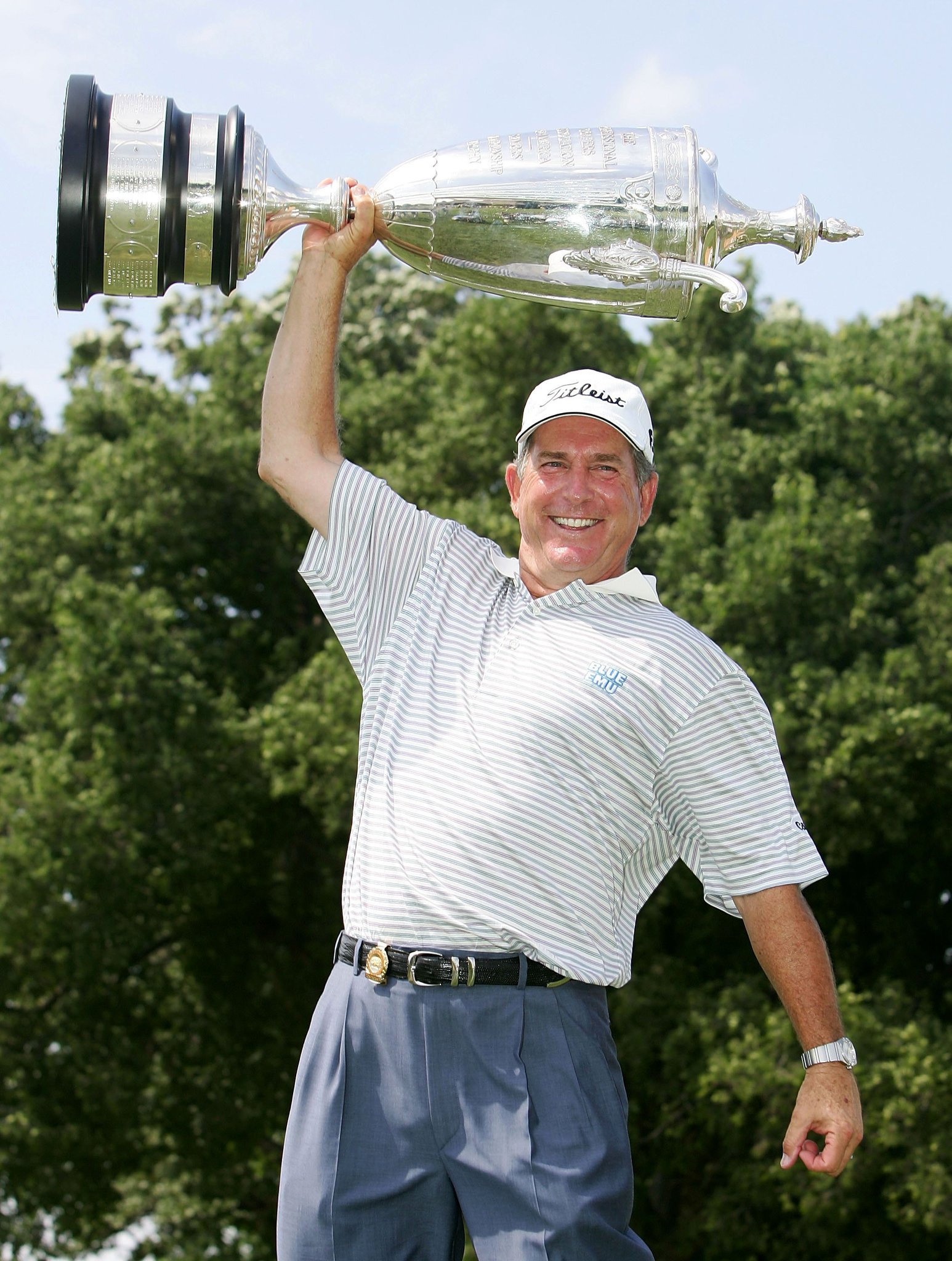 Raise that high, Jay Haas, it\s your birthday!

Happy birthday to our two-time Champion. 