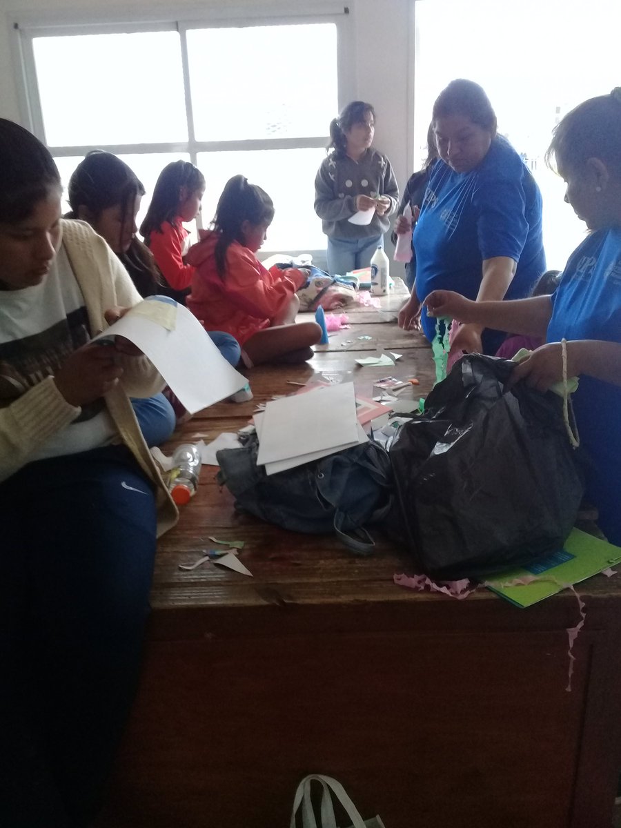 Jesi232323's tweet photo. Plan Alimentario Salteño.  Escuela Leopoldo Lugones. @fguillesaavedra @rubem_dario29 @artydance23 @patriciapinasco @UrtubeyJM @MEducacionSalta @SaltaEduca2030 https://t.co/stJviPhrr2