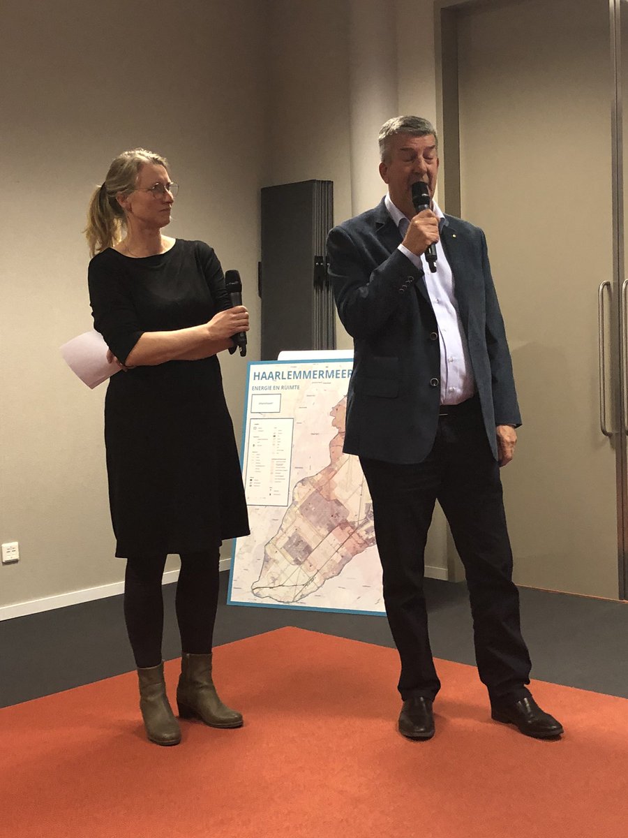 IlknurDonmezx's tweet photo. 1412 Zoveel zonnepanelen liggen op het schuurdak van ondernemer Jos Koeckhoven @SHAREHLMRMEER https://t.co/f86rSxkkSd