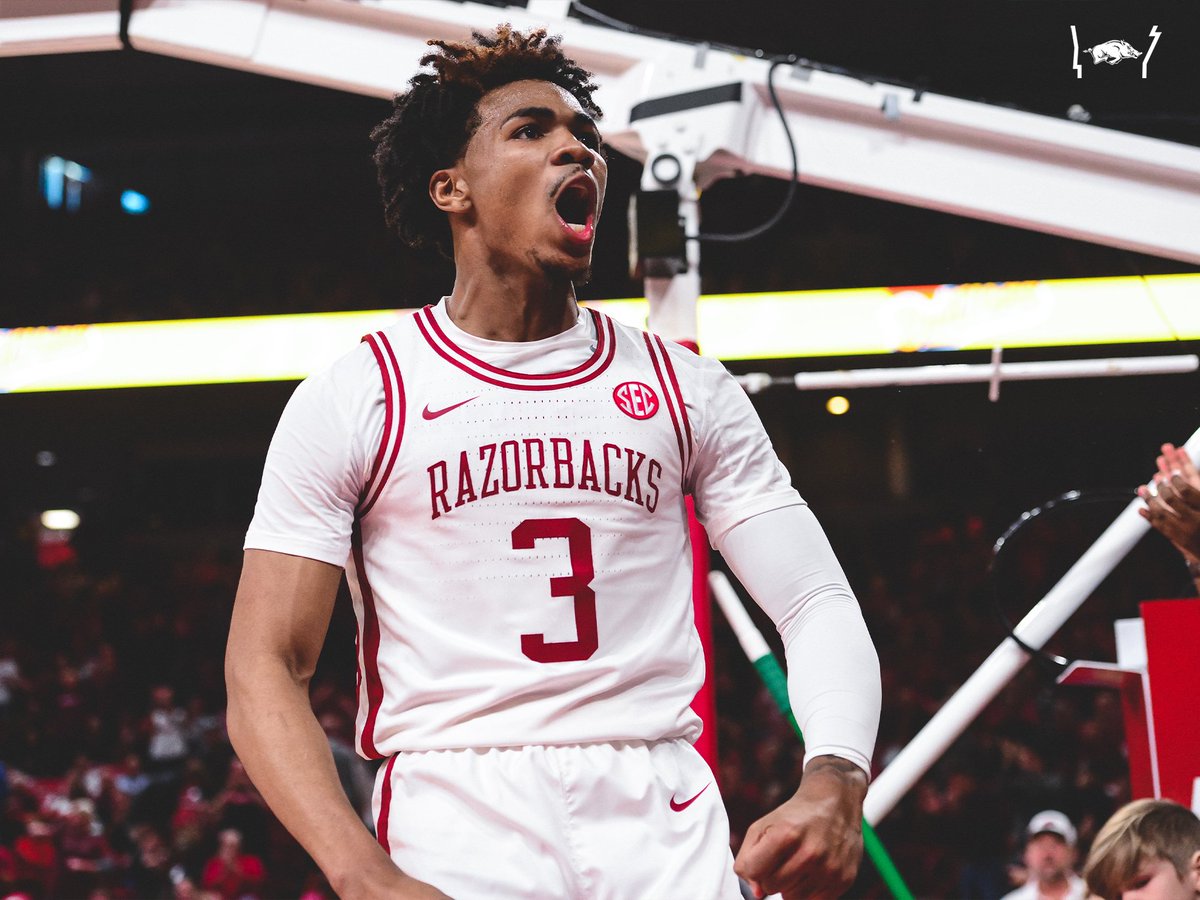 RazorbackMBB's tweet photo. Collegiate Hoops Roadshow All-Tournament team honors for these guys 💪💪💪 https://t.co/IyEbsBzS6y