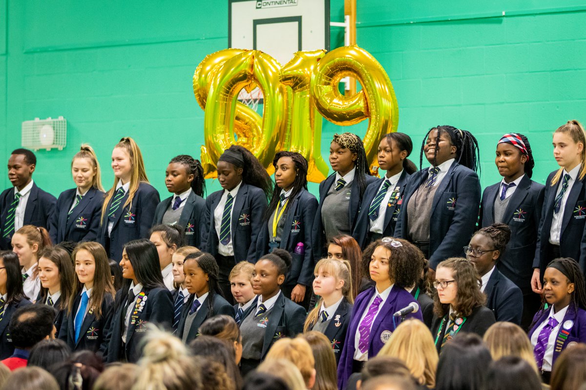 Trust_GMET's tweet photo. Our 2019 whole-trust INSET day was packed with talks, workshops & networking opportunities. Here's a look back at what happened during the day! #TheAnswerInTheRoom
⚡️ https://t.co/ggopdG0HaS https://t.co/NjEyfBvN7l