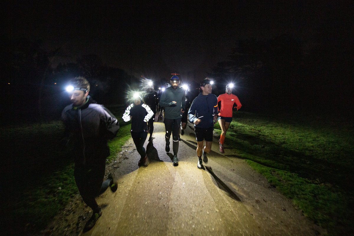 aspire_pr_uk's tweet photo. Thanks to @findarace and @The_Poolester for teaming up with us for our @adventrunning Moving Meet on Friday! A big thanks to @on_running, @CanyonUK and @ledlenseruk for the stocking gifts too. Bring on a month filled with activity and positivity! #movingmeets #movementworks https://t.co/DxyNIodR3l