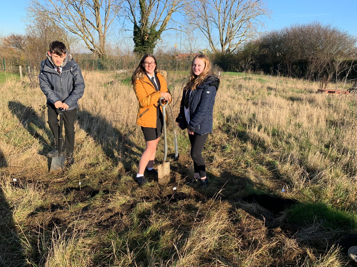 eco_swa's tweet photo. 4 more trees planted at school by our eco task force.
Thank you again to seasons fruit and veg for donating these bee friendly trees. Hazel, apple, goat willow and rowan.
#SWAFightingBack #EveryTreeCounts 2020 trees by the end of 2020 here we come. https://t.co/IwXNxVcSiB https://t.co/CMooSHFHdx