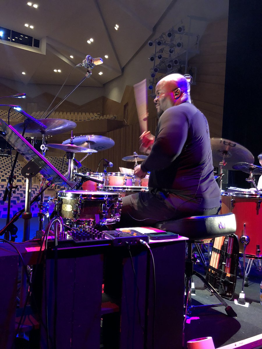 Uzivatel 𝒀𝒖𝒕𝒂 Na Twitteru 裏話 日米オールスターズツアーで クリスコールマンさんはドラムのkantaさんのスローンとペダルを使用されました 早く戻ってきて下さい Prayforkanta